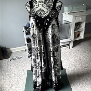 Soma sleeveless dress size M